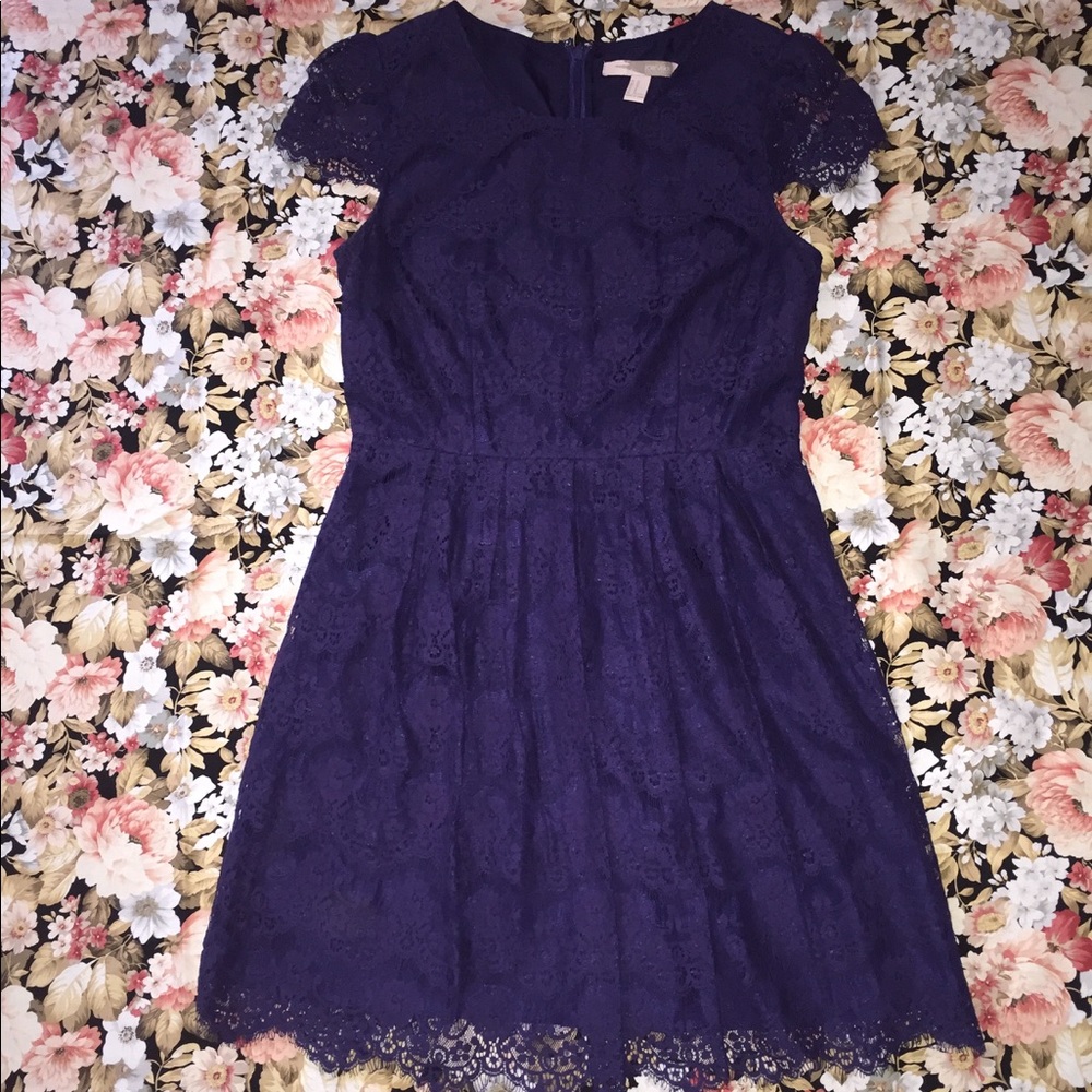 Forever 21 lace dress. Worn once.